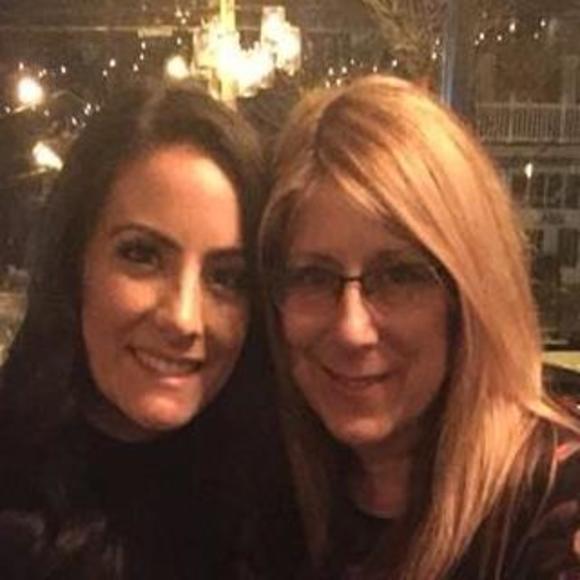 Meet your Posher, Angela - Picture 1 of 1